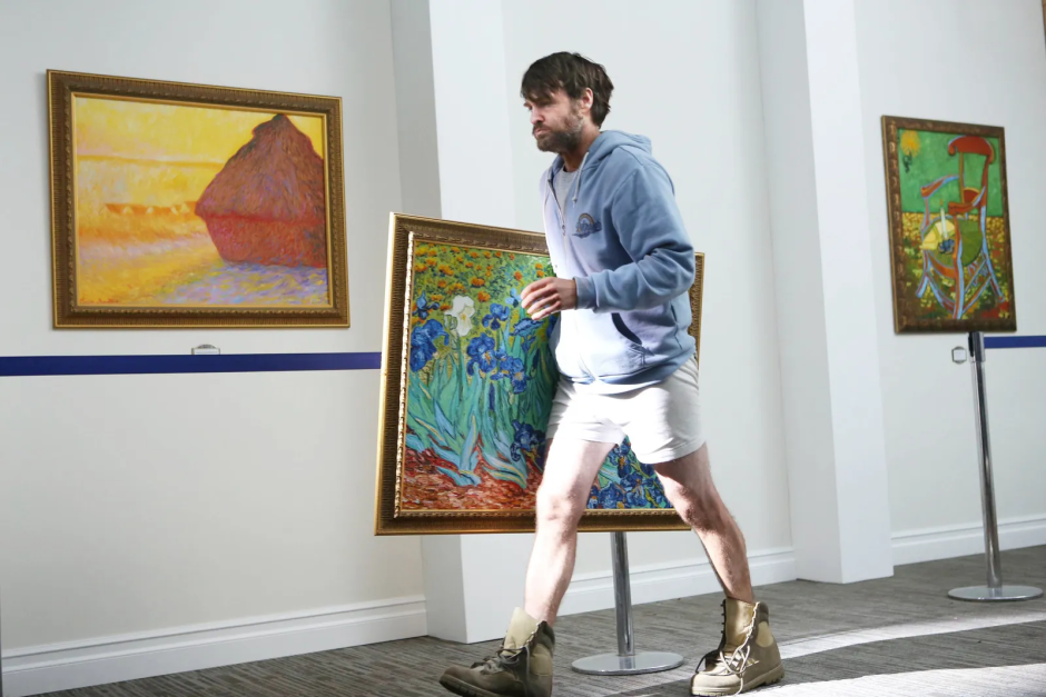 Pluribus ve Kozmik Yalnızlığı Merkeze Alan 10 Yapım