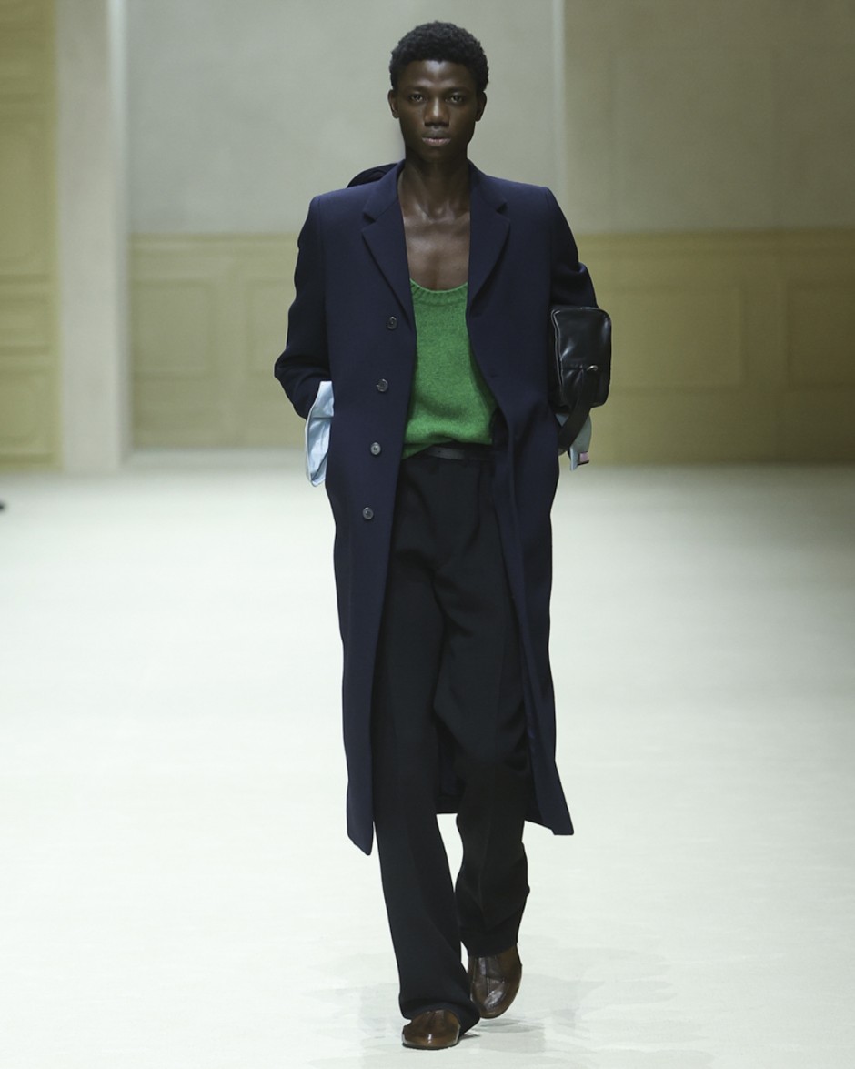 Moda Dünyası Neden Prada İçin Deli Oluyor?