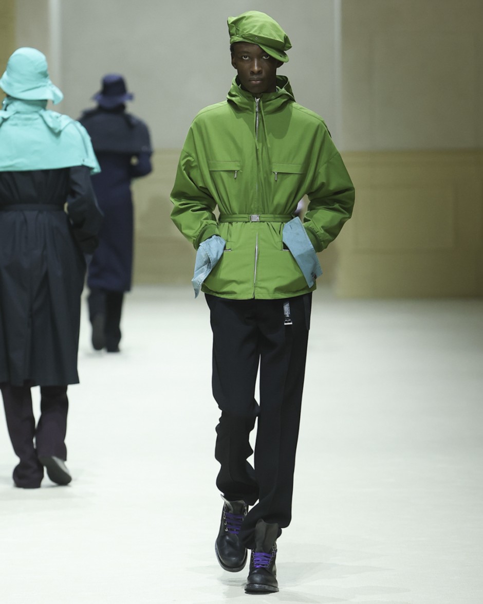 Moda Dünyası Neden Prada İçin Deli Oluyor?