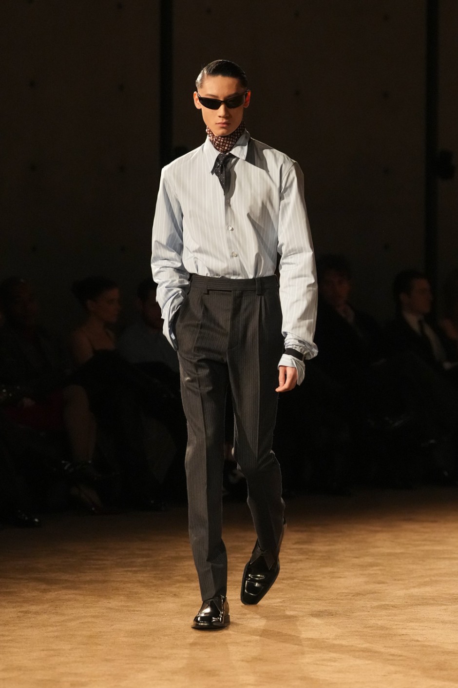 Paris Erkek Moda Haftası: Saint Laurent Kış 2026 Erkek Giyim Koleksiyonu