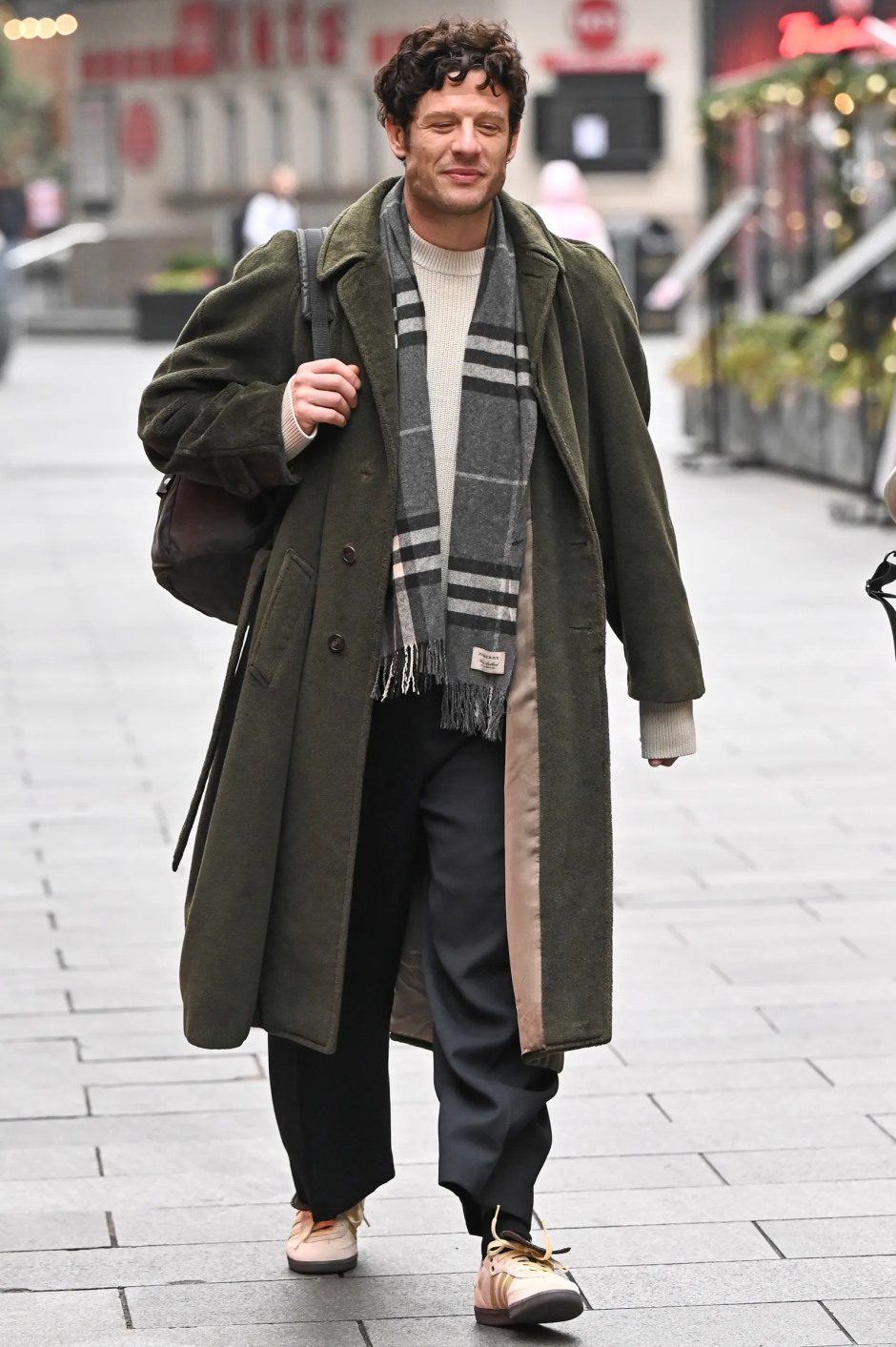 Atkı Nasıl Takılır?