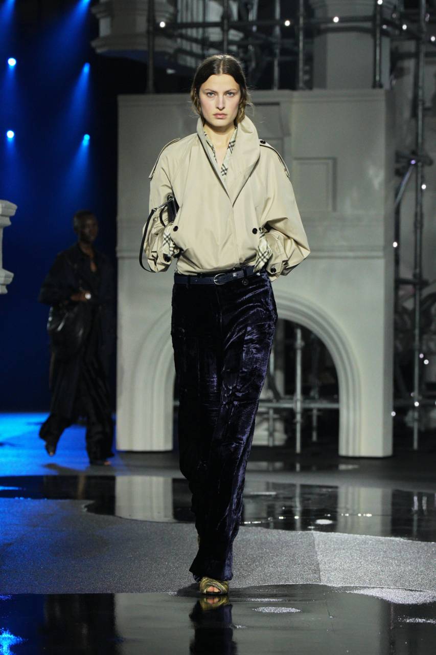 Londra Moda Haftası: Burberry Kış 2026