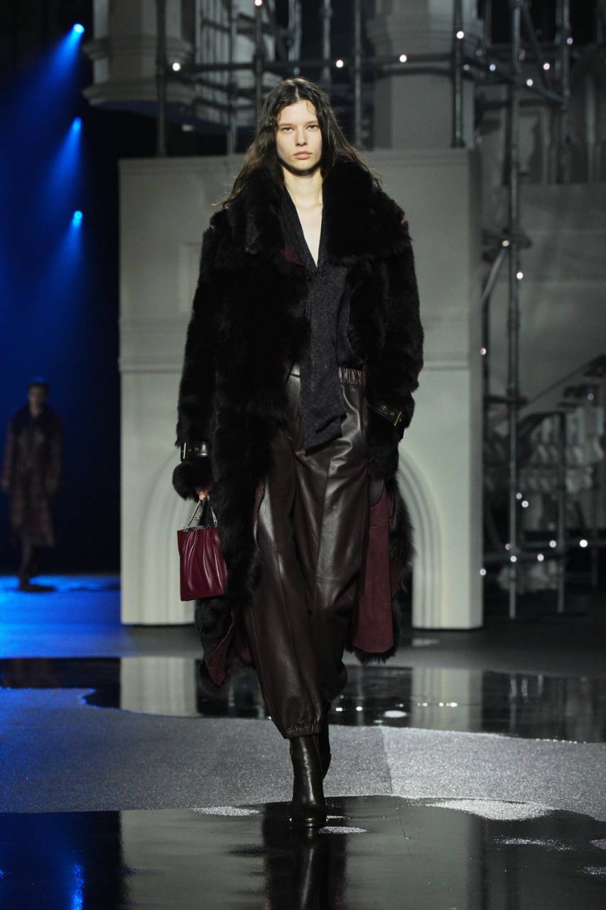 Londra Moda Haftası: Burberry Kış 2026