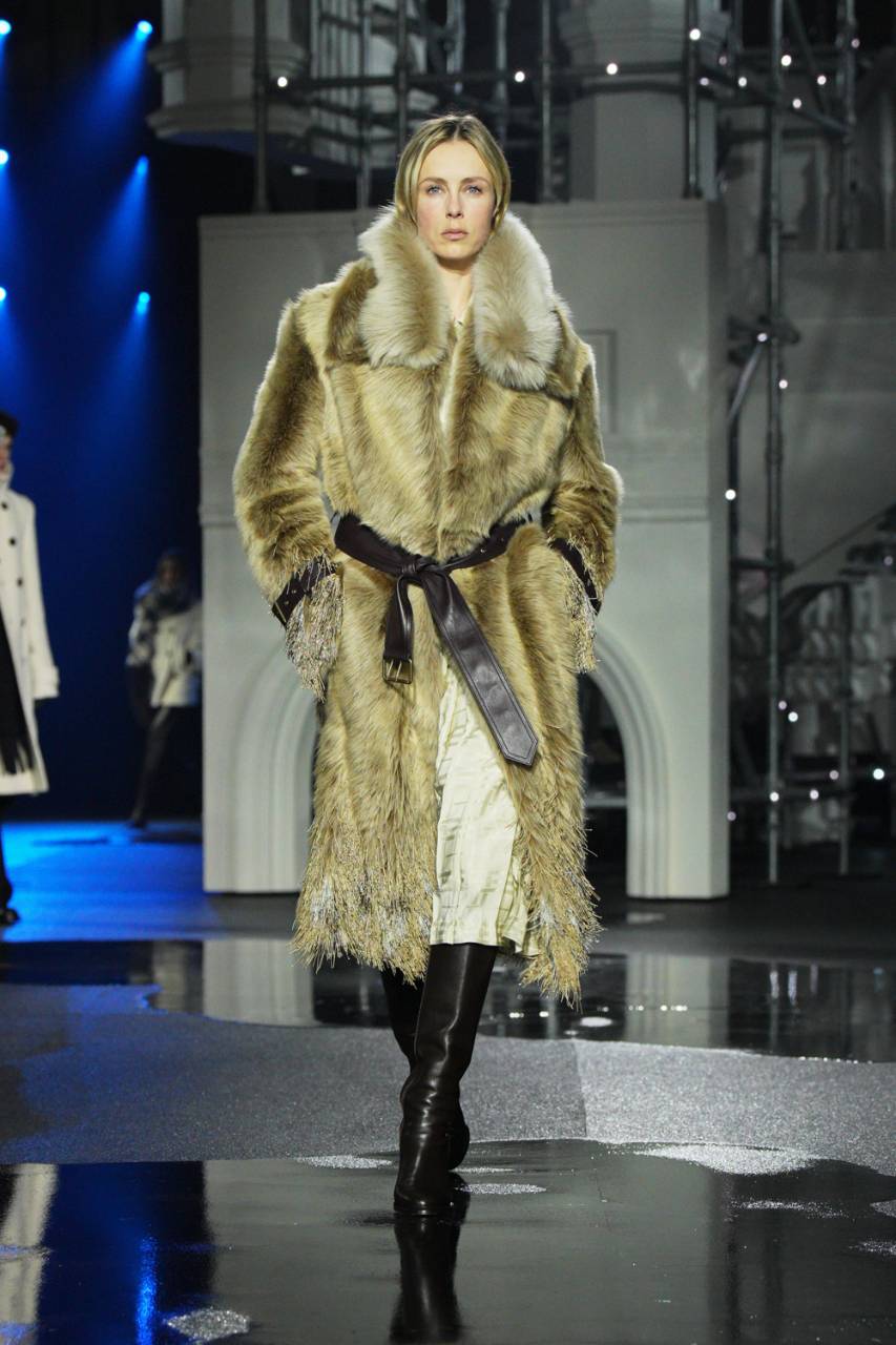 Londra Moda Haftası: Burberry Kış 2026