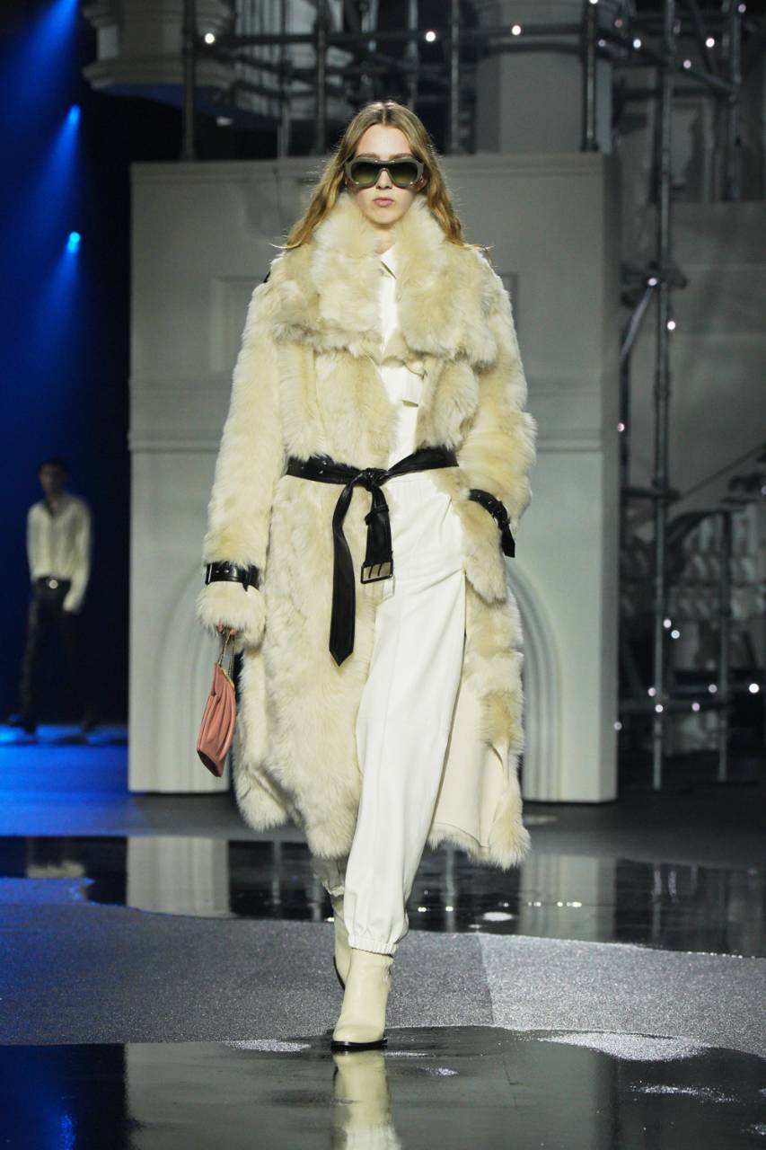 Londra Moda Haftası: Burberry Kış 2026