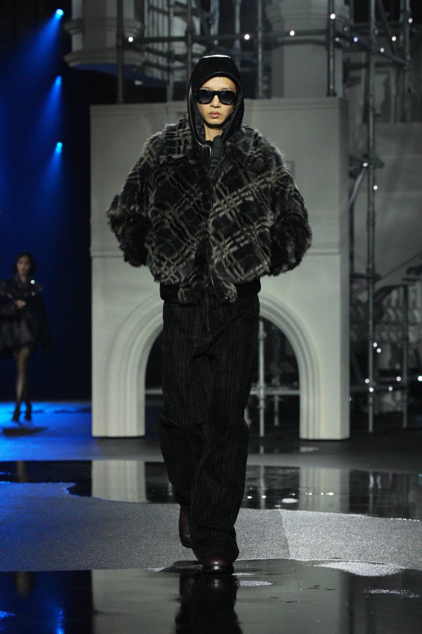 Londra Moda Haftası: Burberry Kış 2026