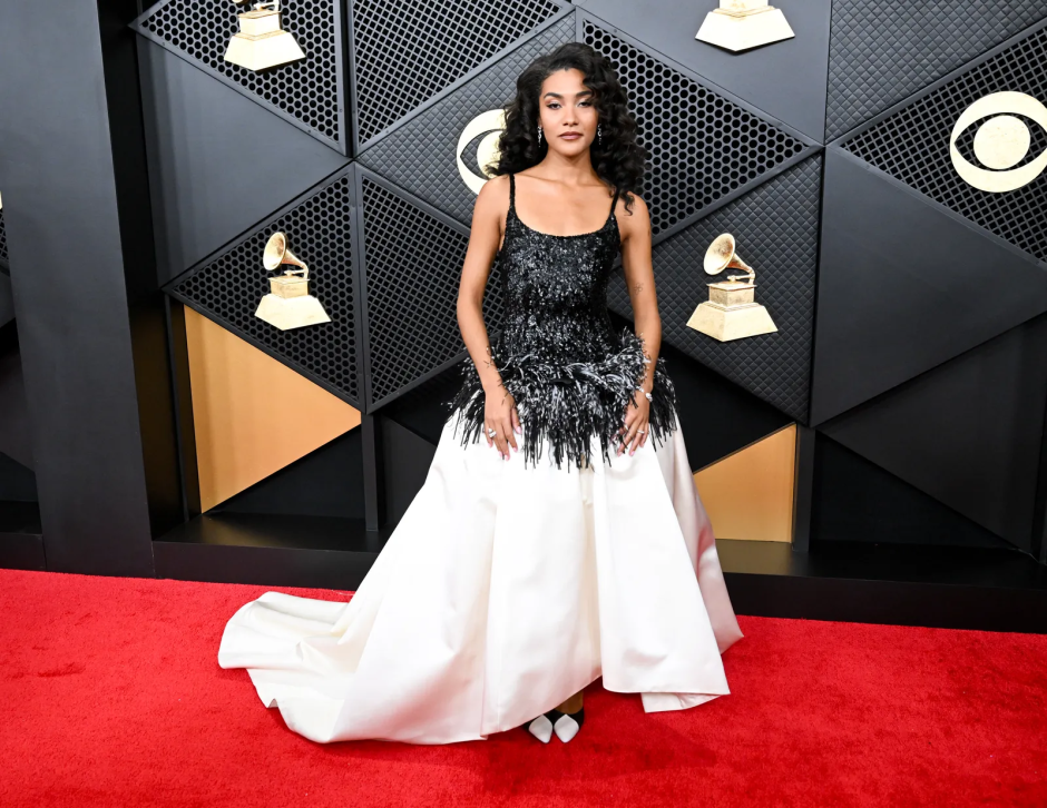 Bir Sonraki James Bond Şarkısını Kim Söyleyecek?