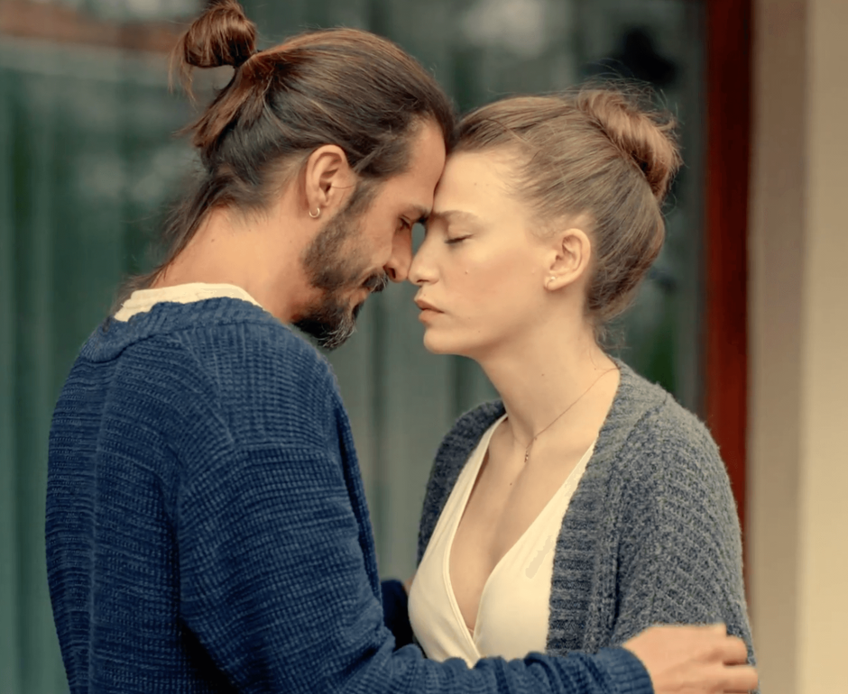 Türk Romanlarından Uyarlanan En Yüksek IMDb Puanlı 10 Dizi Türk Romanlarından Uyarlanan En Yüksek IMDb Puanlı 10 Dizi