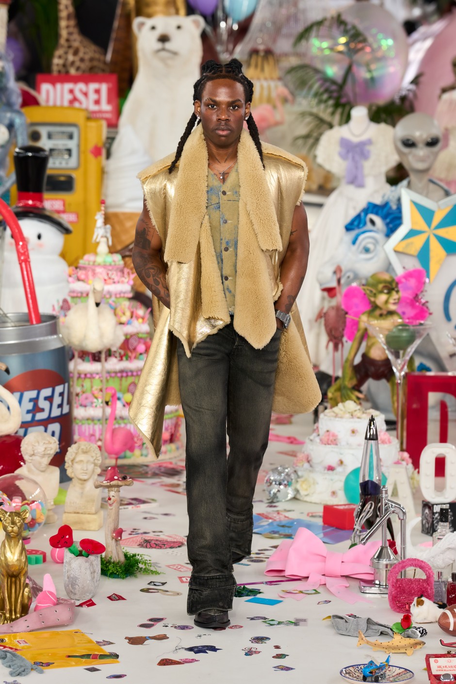 'Walk of No Shame' Sahiplen. Yaşa. Kendin ol.