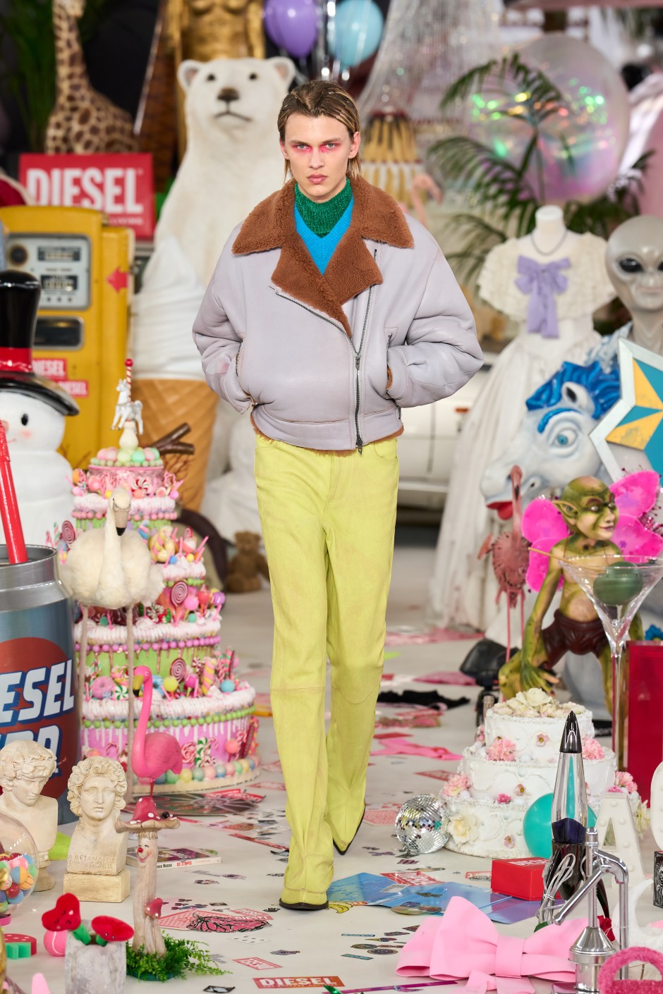 'Walk of No Shame' Sahiplen. Yaşa. Kendin ol.