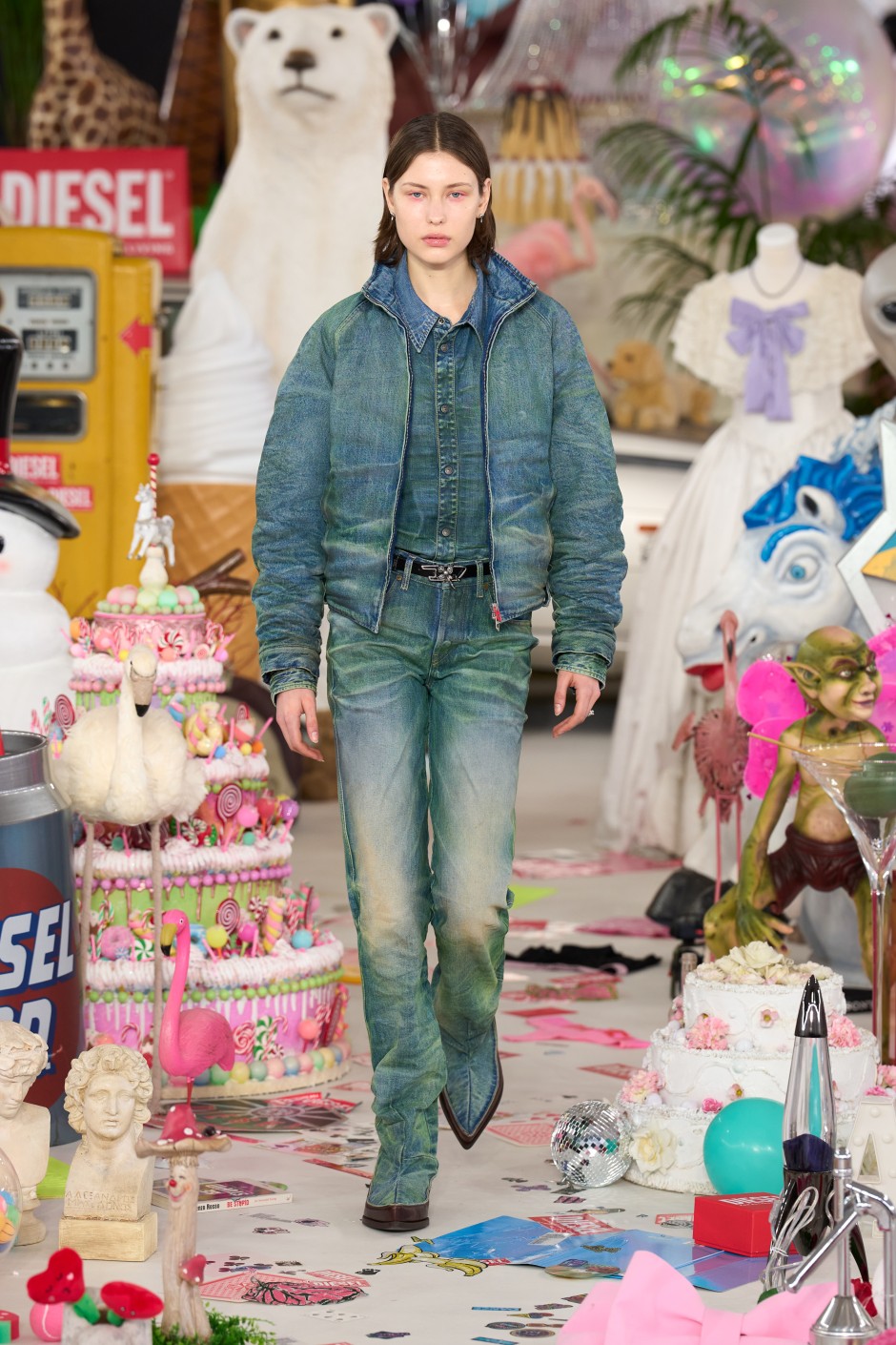 'Walk of No Shame' Sahiplen. Yaşa. Kendin ol.