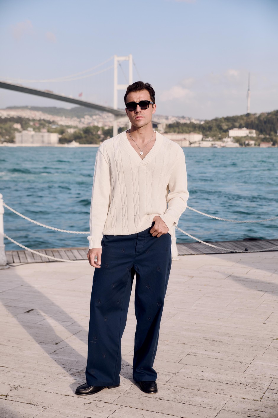 Tommy Hilfiger, Marco Asensio ile İstanbul'da İlkbahar 2026 Gözlük Kampanyasını Kutladı