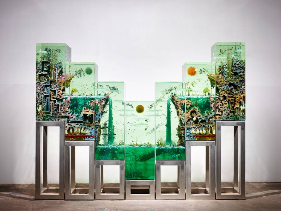 Donmuş Sinema: Dustin Yellin ile Bilincin Yolculuğu