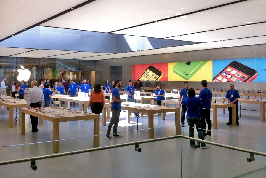 Apple Store İstanbul'da