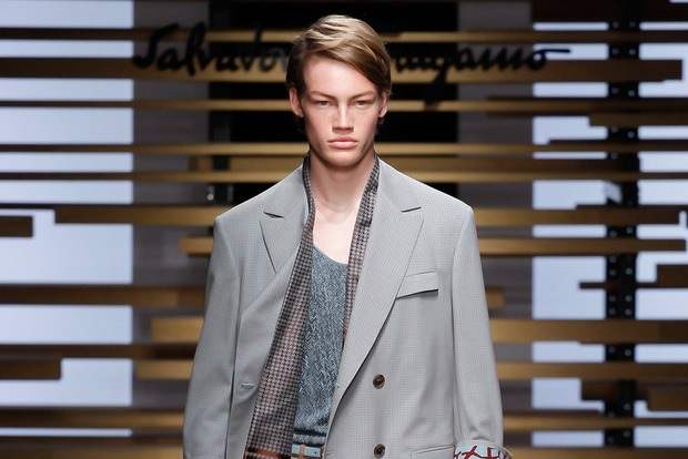 Salvatore Ferragamo İlkbahar / Yaz 2015