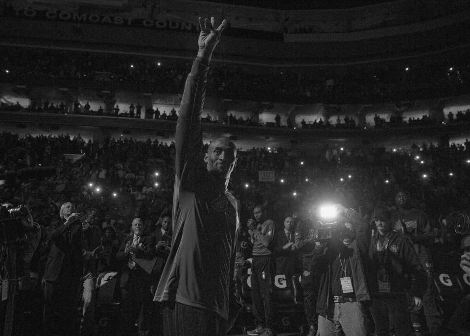 Dünyanın En İyi Sporcularından Kobe Bryant'a Saygı Duruşu