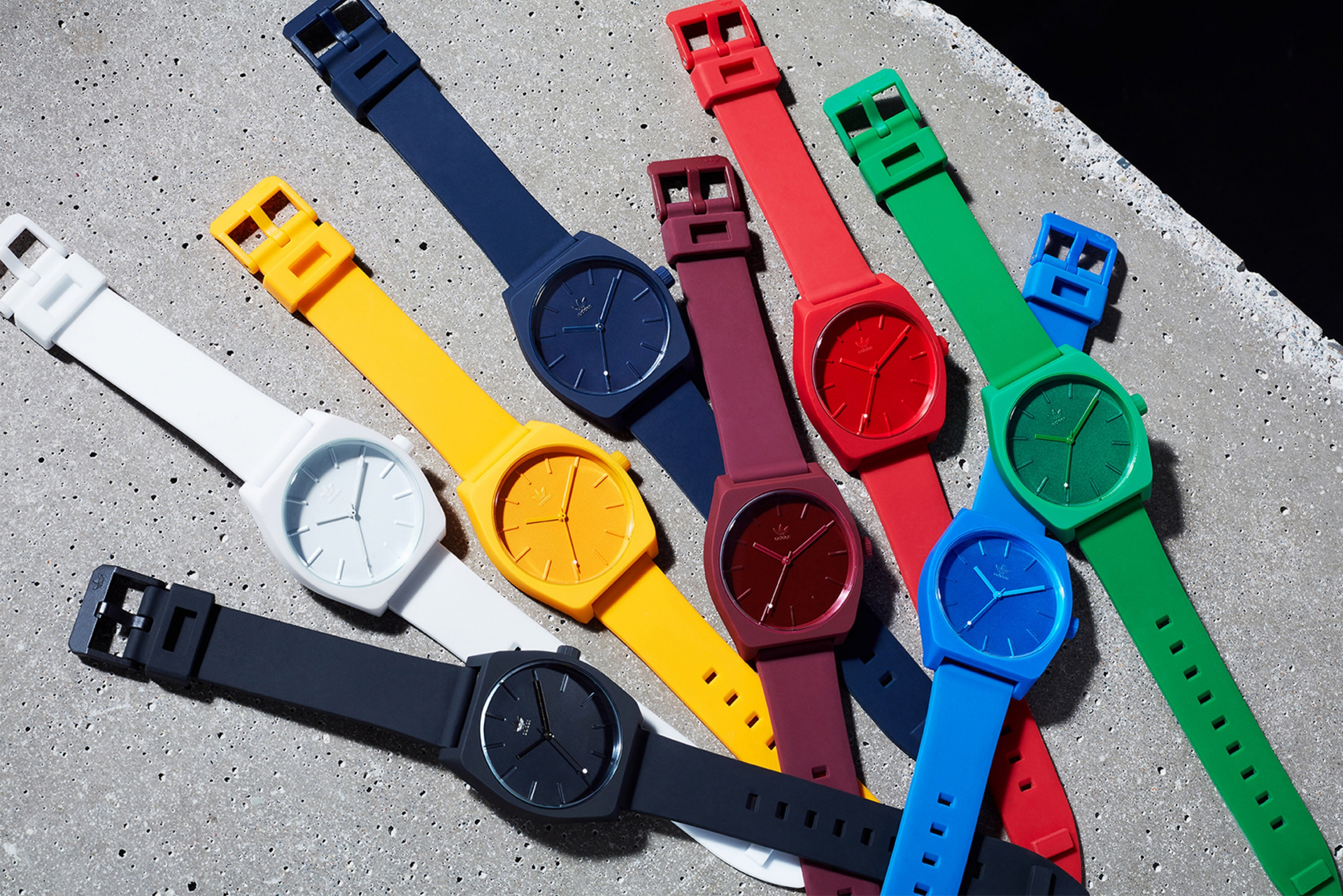Adidas Originals’tan yeni saat koleksiyonu