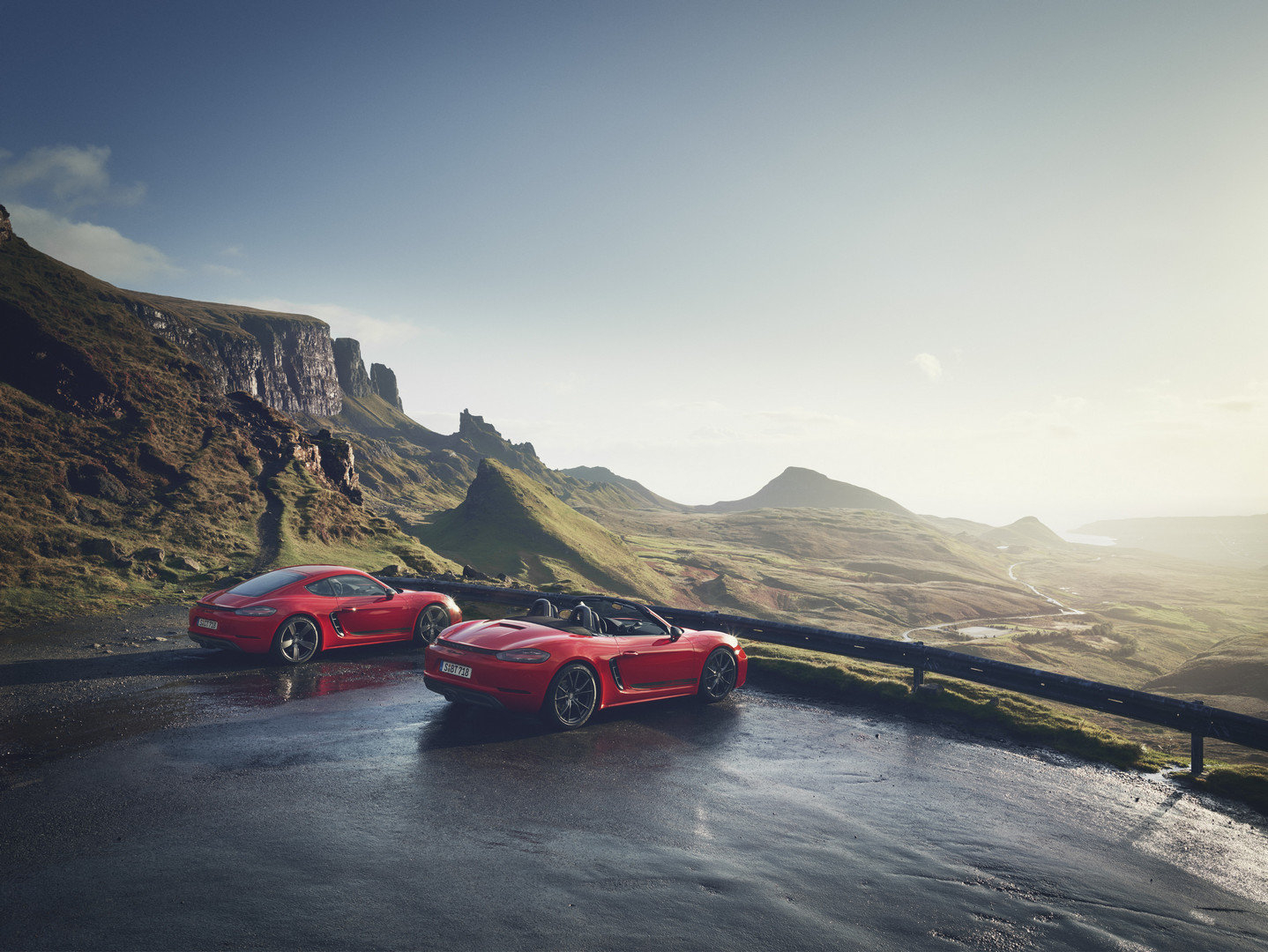 Porsche’un Yeni Canavarları: 718 Cayman T & 718 Boxster T