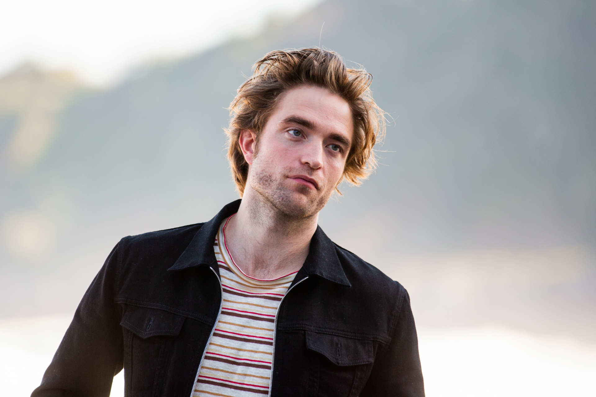 Huzurlarınızda Yeni Batman: Robert Pattinson