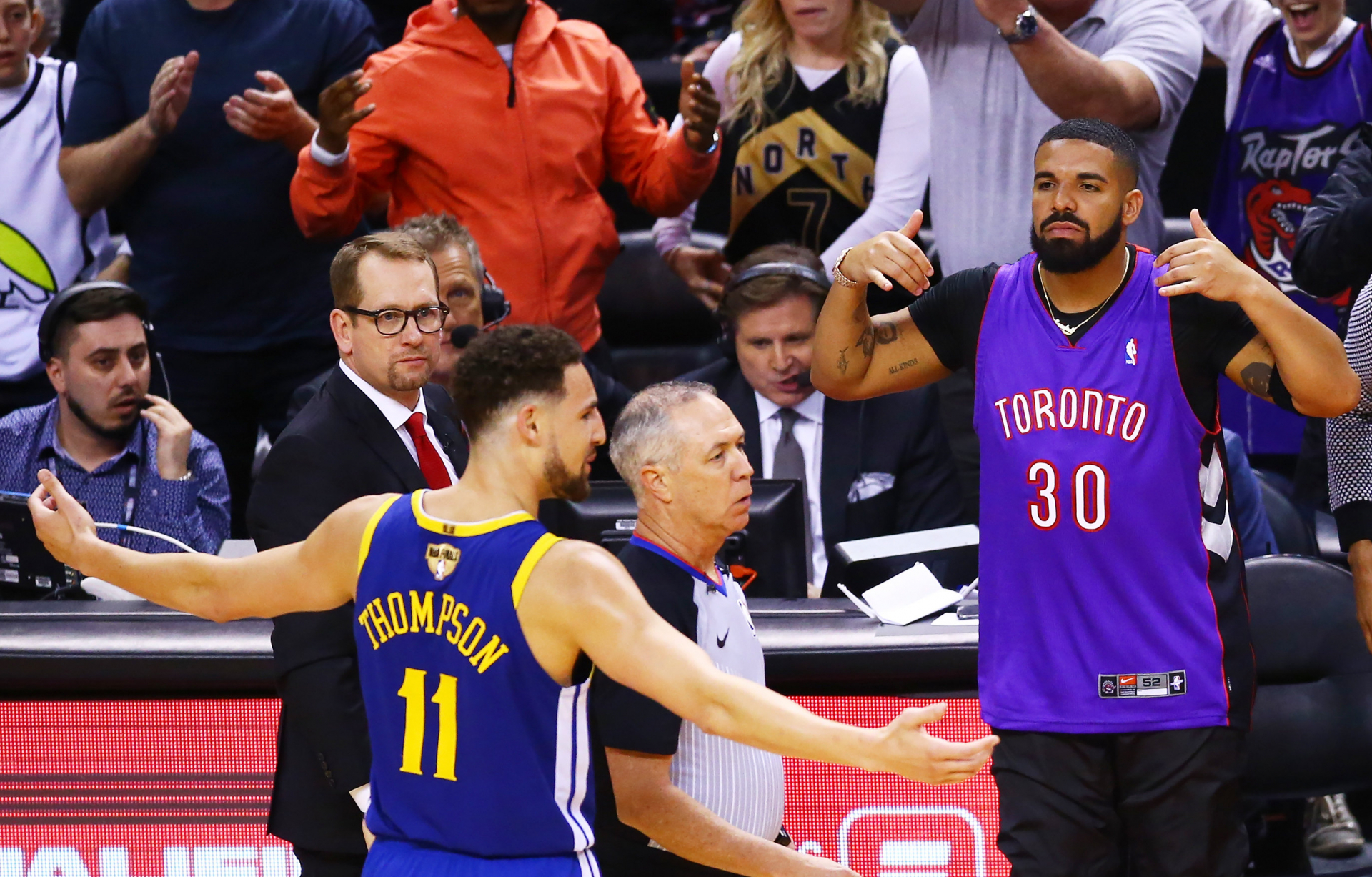 NBA’den Drake’e Sakin Ol Uyarısı