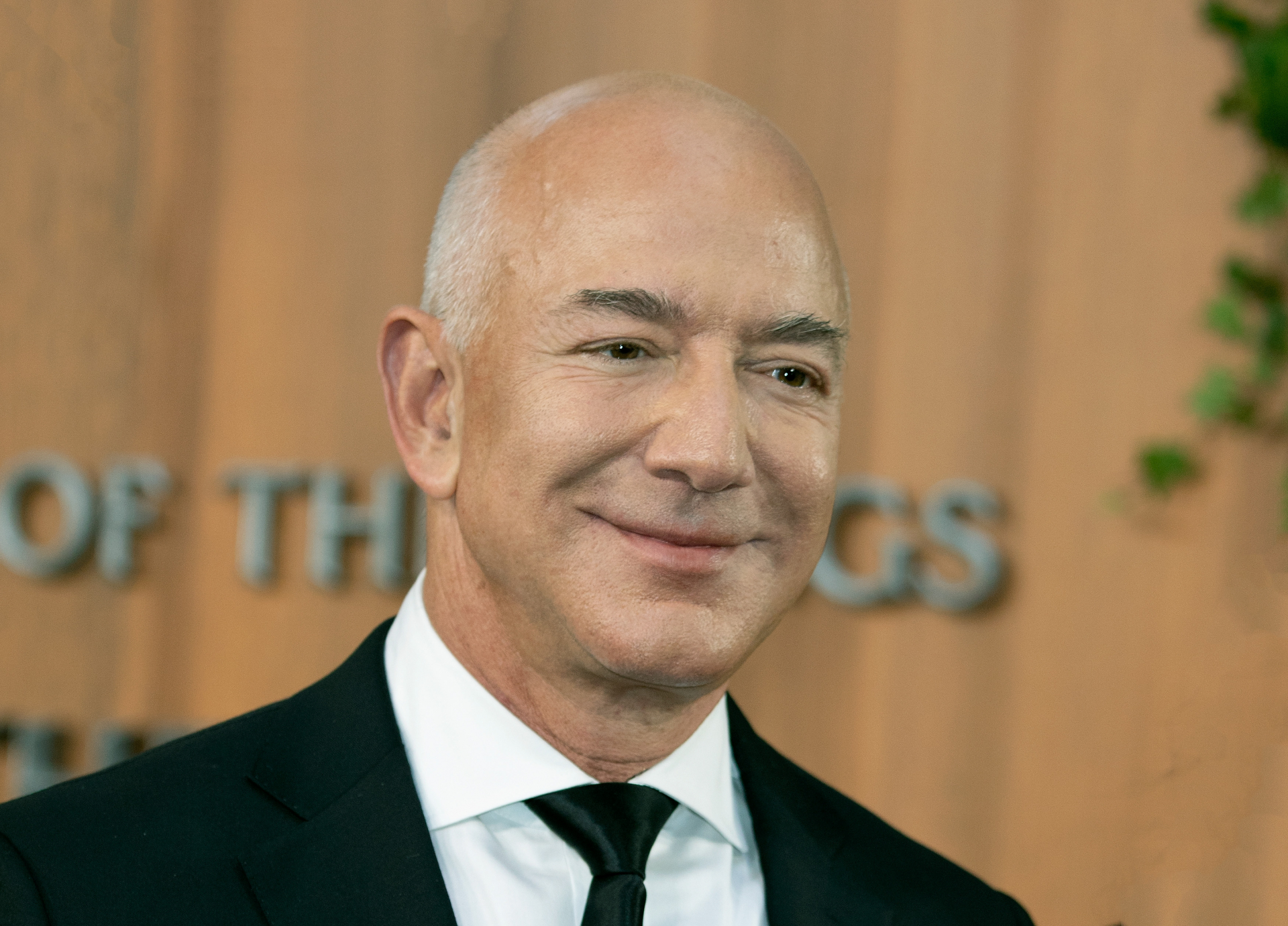 Jess Bezos 124 Milyar Dolarlık Servetinin Çoğunu Bağışlıyor