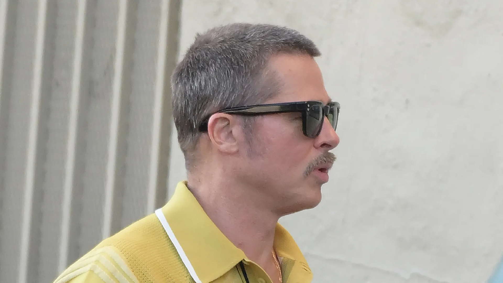 Brad Pitt’in Yeni Bıyığı: Kanlı Canlı, Dolu Dizgin