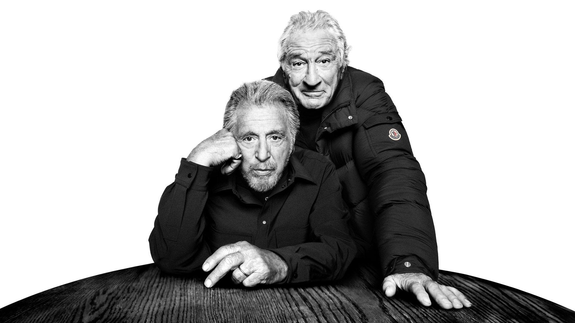 Moncler, Hollywood Efsaneleri Al Pacino ve Robert De Niro ile Sıcaklık ve Sevgiyi Kutluyor