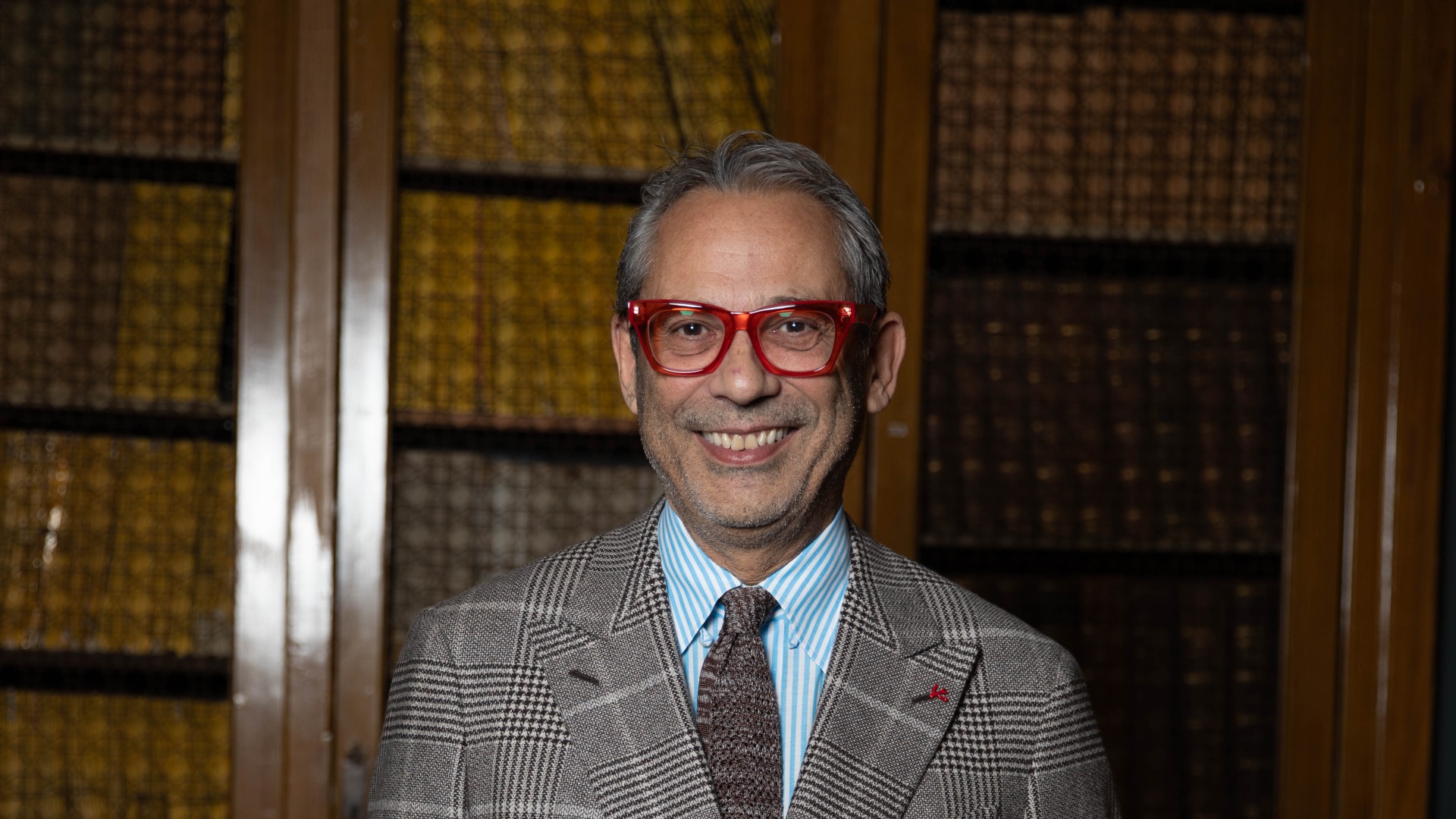 Terzilikten Tutkuya: Isaia’nın Modern Napoli’si