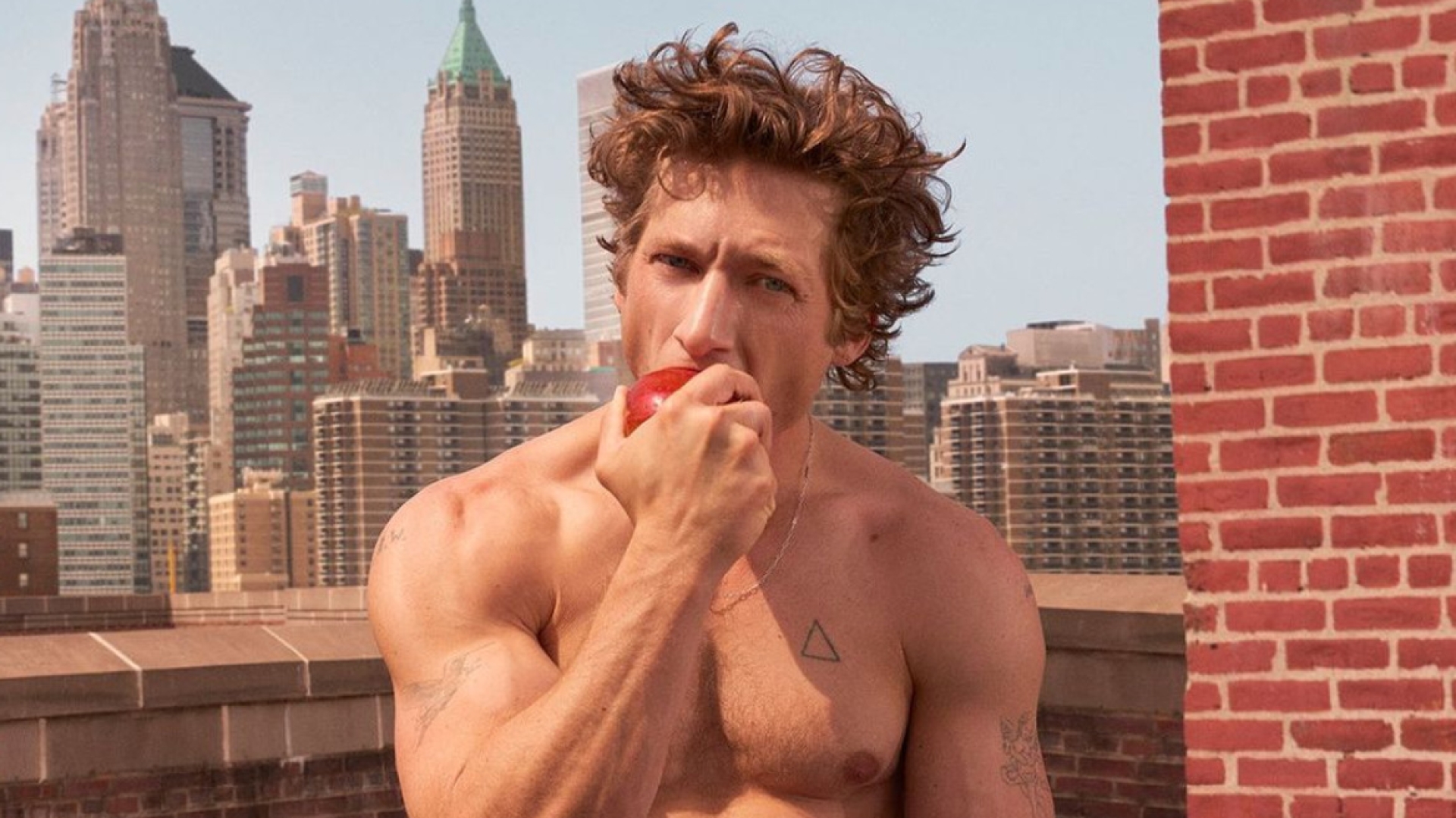 Hair Oiling Nedir ve Saç Tipinize Göre Doğru Şekilde Nasıl Uygulanır?