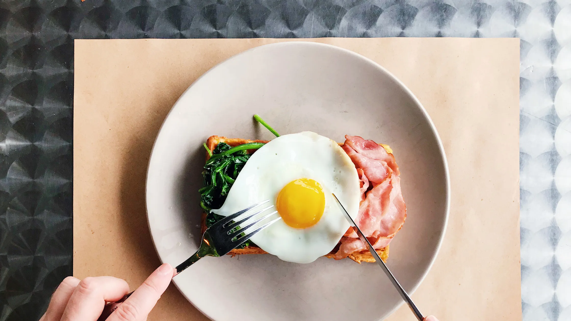 Büyük Kaslar İçin Protein Tüketmeye Yönelik 30/30/30 Rutinini Nasıl Uygularsınız?