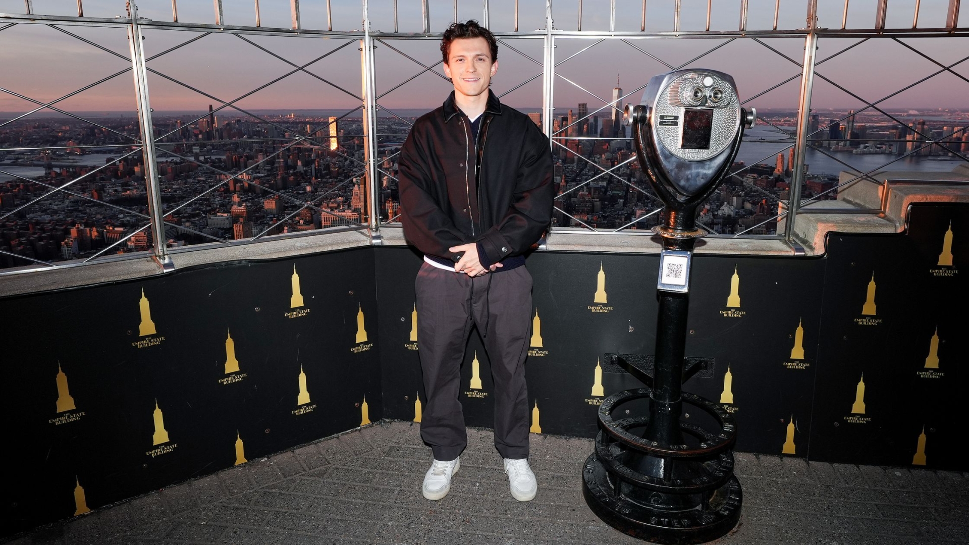 Bir Turist Stili İddialı Olabilir mi? Tom Holland'a Göre Evet