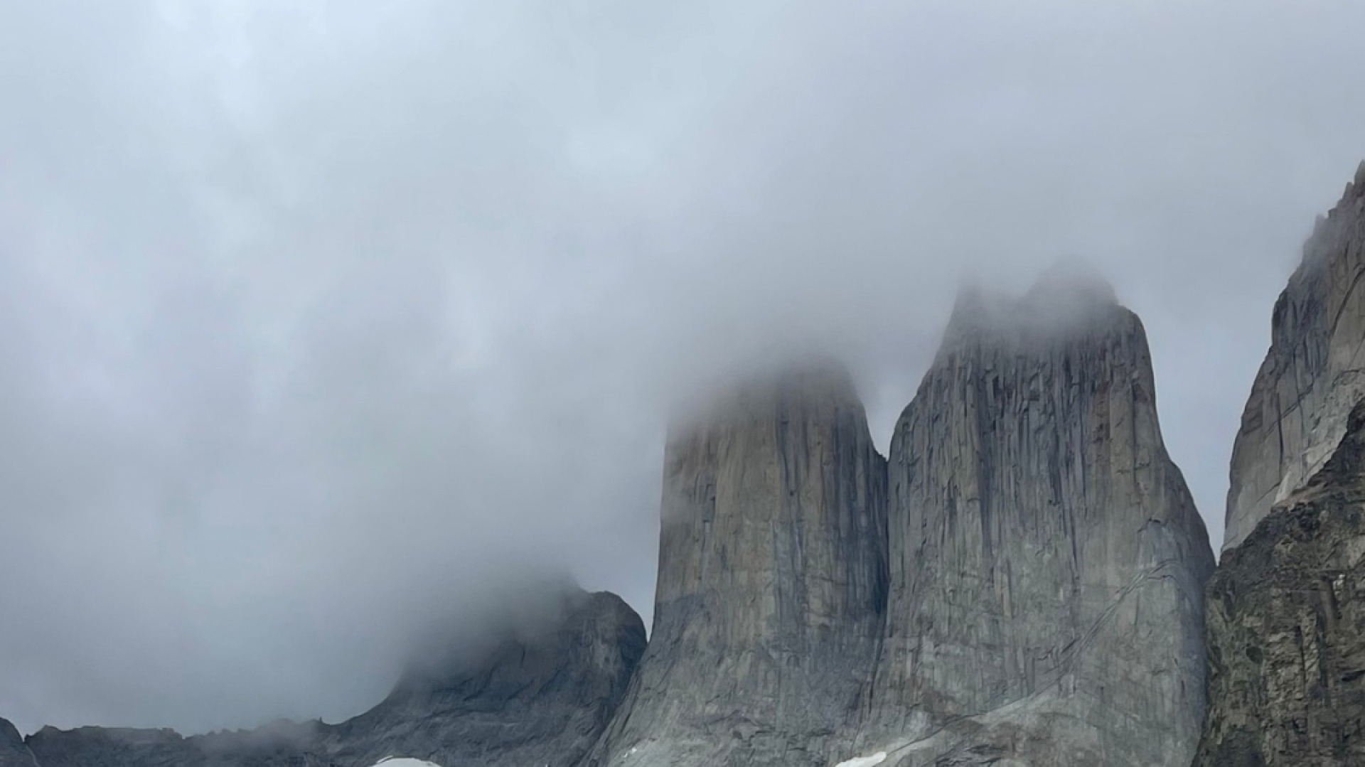 Şimşek Benden Aşağıdaysa Ben Neredeyim?