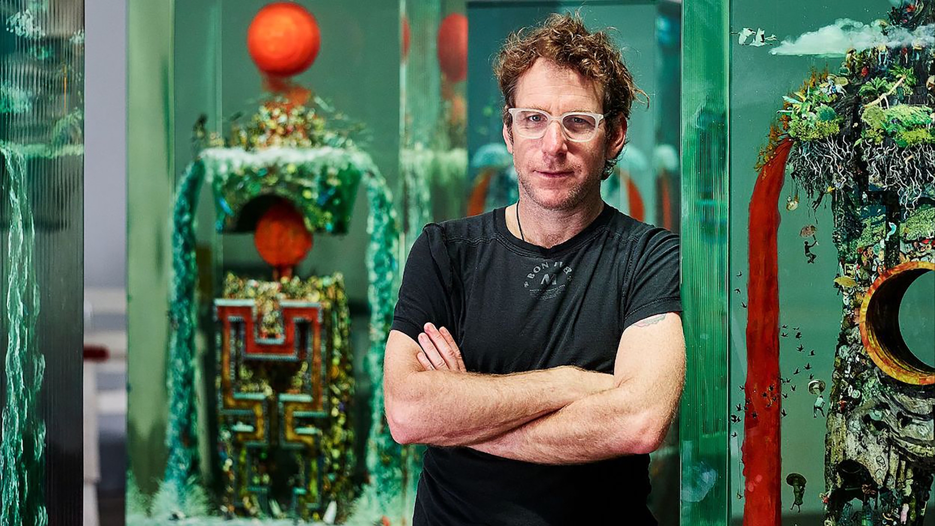 Donmuş Sinema: Dustin Yellin ile Bilincin Yolculuğu