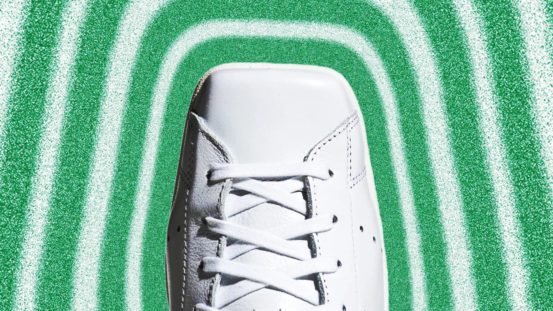Kare Burunlu Sneaker Giyer Miydiniz?