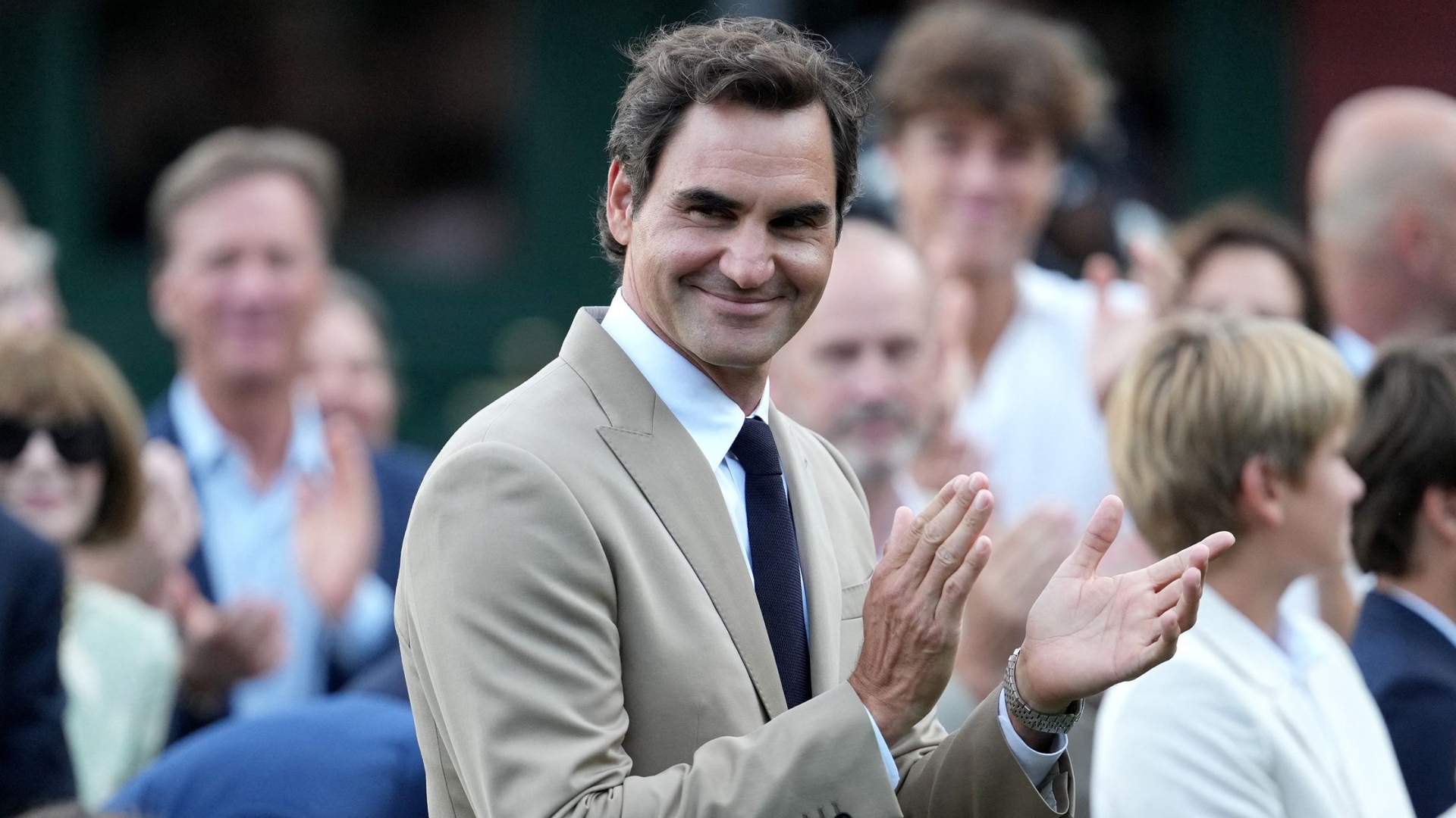 15.950 Euro Fiyatındaki ve Roger Federer’in ABD'de Taktığı Bu Rolex, Sonsuza Dek Efsanevi Bir Saat Olarak Kalacak.