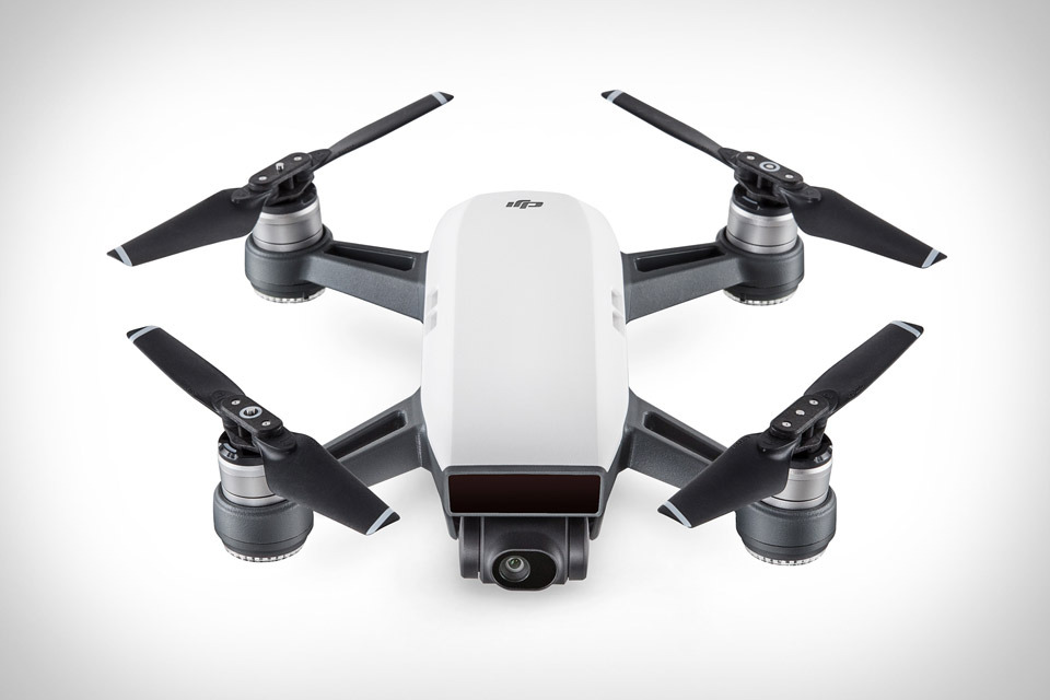 Yeni Oyuncağımız: DJI Spark Mini Drone